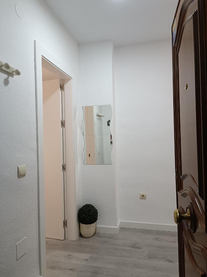 Acogedor Apartamento Cerca Del Centro Historico De مالقة المظهر الخارجي الصورة